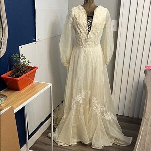 60’s/70’s HANDMADE VINTAGE LONG LACE-UP  RENAISSANCE BOHO WEDDING GOWN